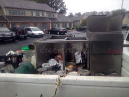 Best Carpet Removal and Disposal  in Le Mars, IA